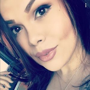 Meet your Posher, Ashli